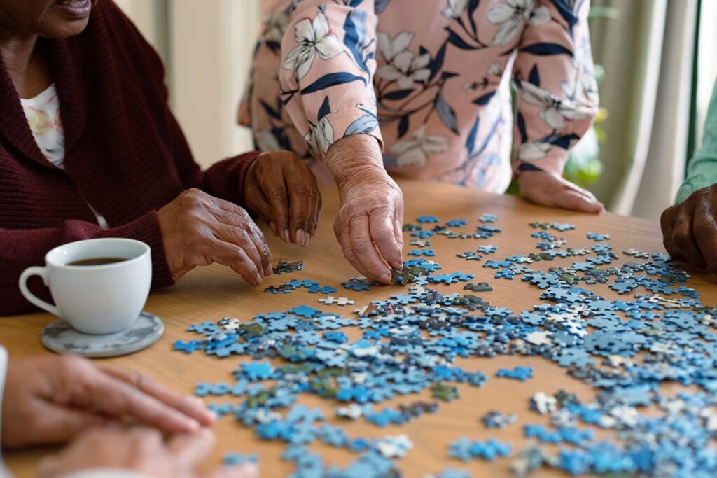 3 Stimulating Activities for Seniors with Alzheimer’s