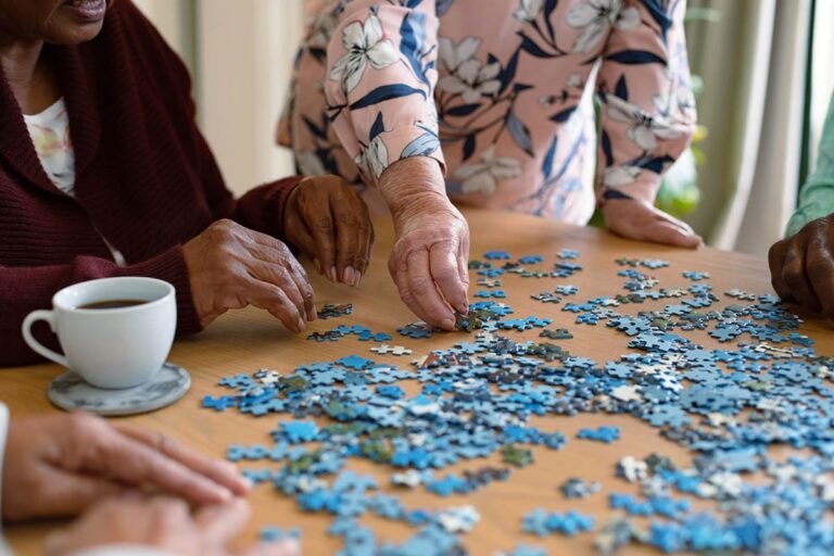 3 Stimulating Activities for Seniors with Alzheimer’s