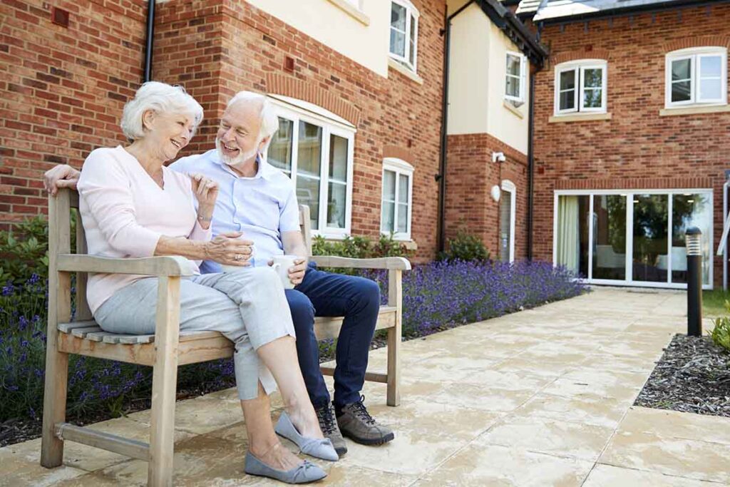 5 Questions to Ask During a Senior Living Tour