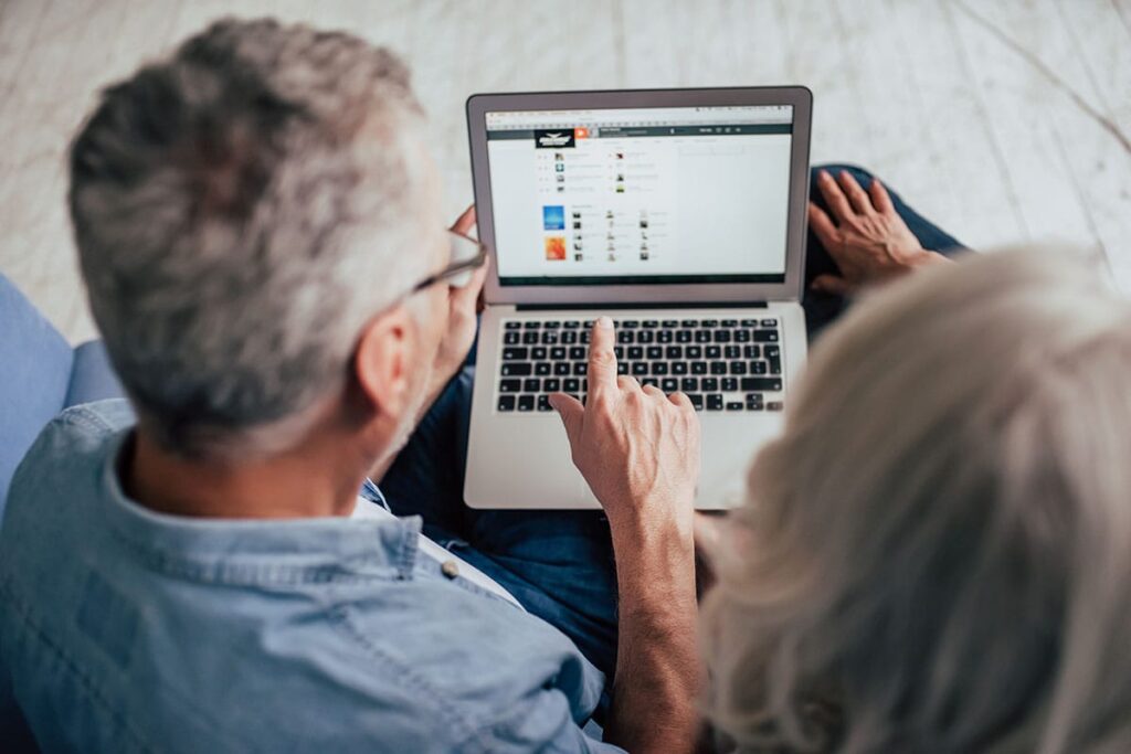 How to Choose the Right Senior Living Community